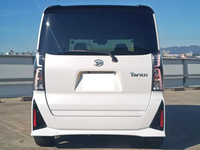 Daihatsu TANTO CUSTOM RS 2023 — миниатюра 5