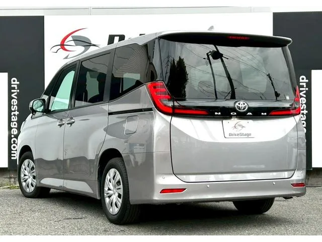 Toyota NOAH X 2023 — миниатюра 2