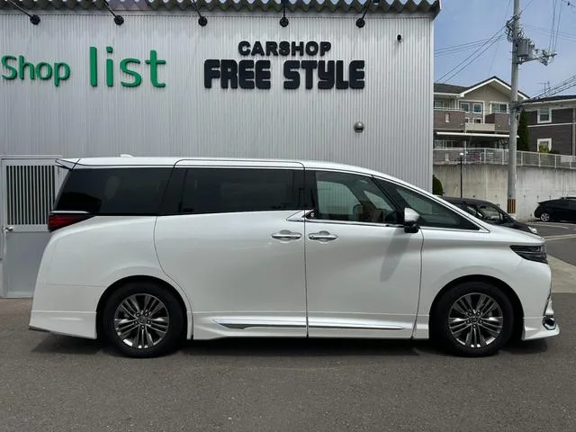 Toyota Alphard Z 2024 — миниатюра 2