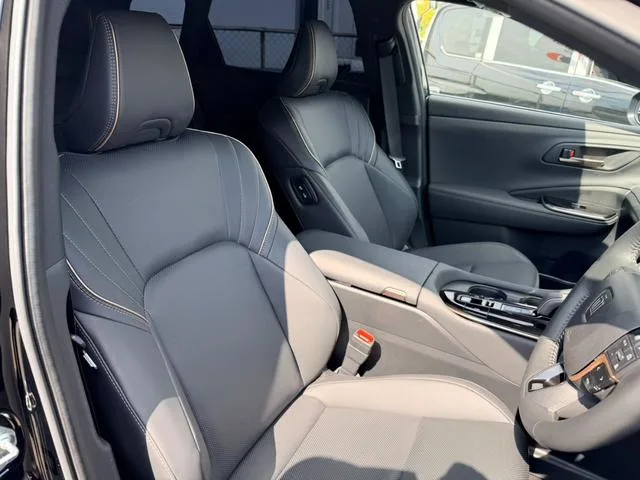 Toyota CROWN ESTATE Z 2025 — миниатюра 3