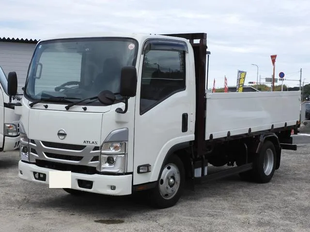 Nissan ATLAS TRUCK SEMI LONG 2023 — фото 1, купить с доставкой в Москву