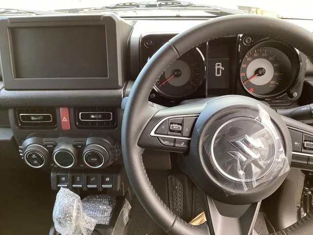 Suzuki JIMNY NOMADE FC 2025 — миниатюра 5