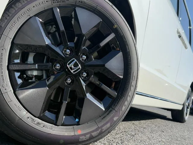 Honda STEPWAGON E:HEV SPADA 2026 — миниатюра 5