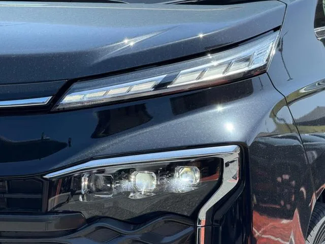 Toyota VOXY HYBRID S-Z 2025 — миниатюра 2