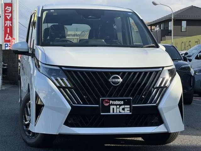 Nissan SERENA E-POWER HIGHWAY STAR V 2026 — миниатюра 3