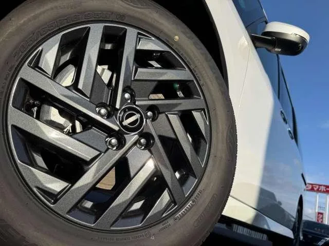 Nissan SERENA E-POWER HIGHWAY STAR V 2026 — миниатюра 5