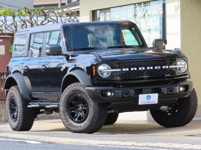 Ford Bronco 2023 — фото 1, купить с доставкой в Москву