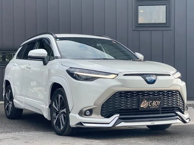 Toyota CorollaCross HYBRID Z 2023 — миниатюра 2
