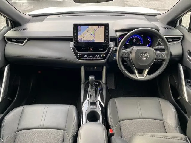 Toyota CorollaCross HYBRID Z 2023 — миниатюра 4