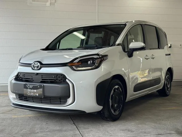 Toyota SIENTA HYBRID Z 2024 — фото 1, купить с доставкой в Москву