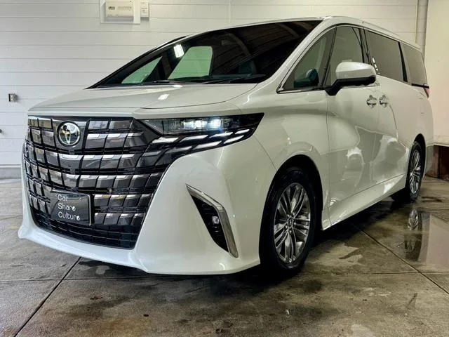 Toyota Alphard Z 2025 — фото 1, купить с доставкой в Москву
