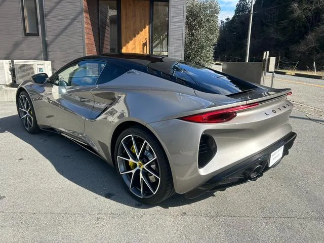Lotus EMIRA FIRST EDITION 2024 — миниатюра 5