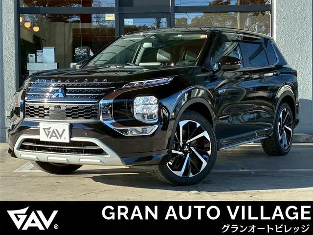Mitsubishi OUTLANDER PHEV G 2022 — фото 1, купить с доставкой в Москву