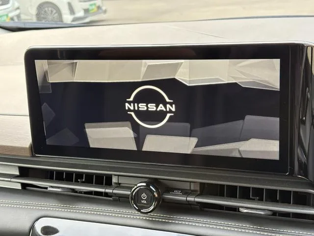 Nissan SERENA E-POWER HIGHWAY STAR V 2025 — миниатюра 3
