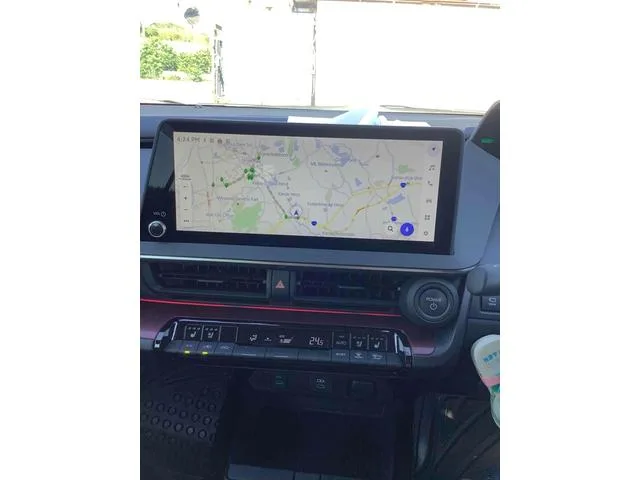 Toyota Prius Z 2024 — миниатюра 2
