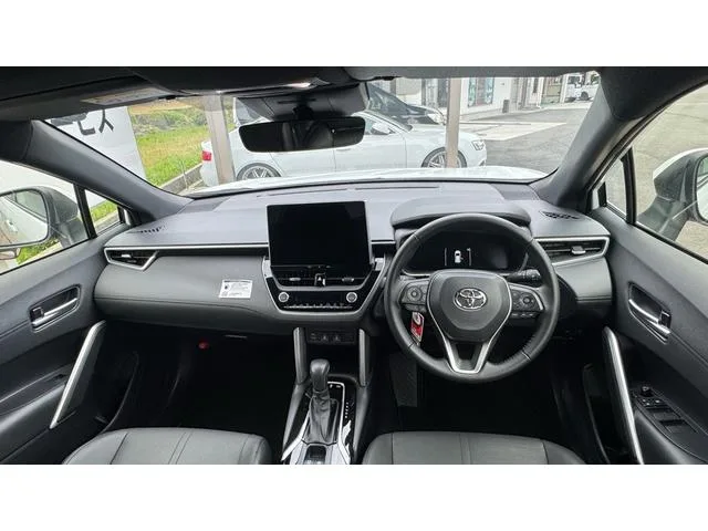 Toyota CorollaCross HYBRID Z 2025 — миниатюра 2