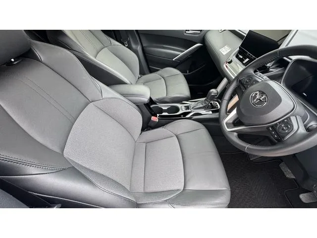 Toyota CorollaCross HYBRID Z 2025 — миниатюра 3