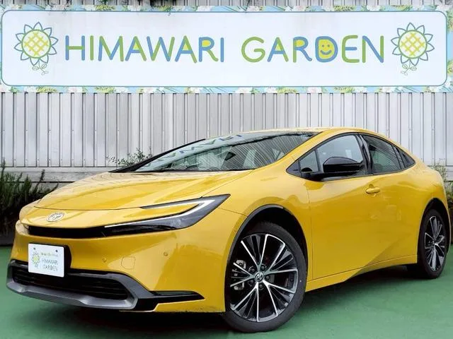 Toyota Prius Z 2024 — фото 1, купить с доставкой в Москву