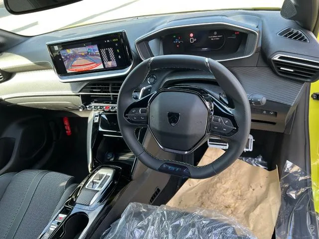 Peugeot 208 GT HYBRID 2026 — миниатюра 5