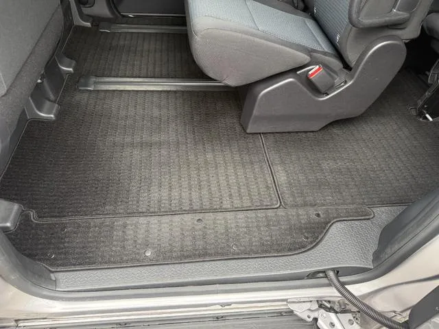 Toyota NOAH HYBRID X 2022 — миниатюра 2