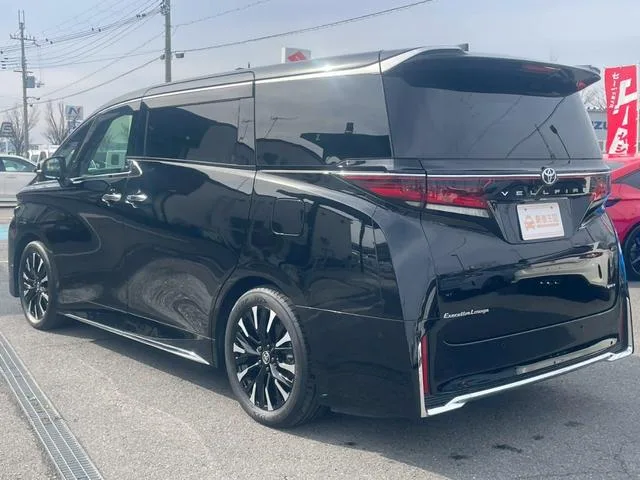 Toyota VELLFIRE HYBRID EXECUTIVE LOUNGE 2023 — миниатюра 4