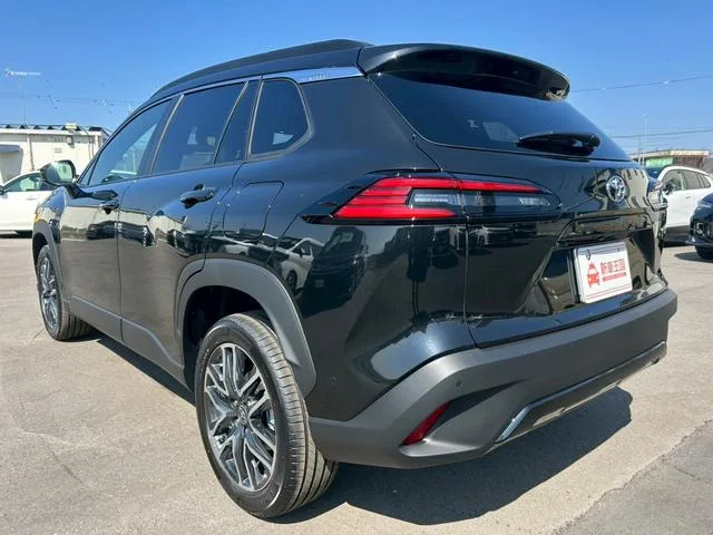 Toyota CorollaCross HYBRID Z 2026 — миниатюра 4