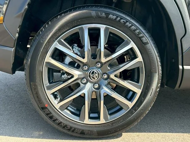 Toyota CorollaCross HYBRID Z 2026 — миниатюра 5