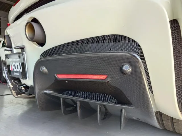 Ferrari SF90 Stradale BASE GRADE 2022 — миниатюра 3
