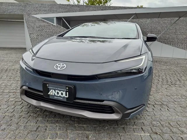 Toyota Prius U 2025 — миниатюра 2