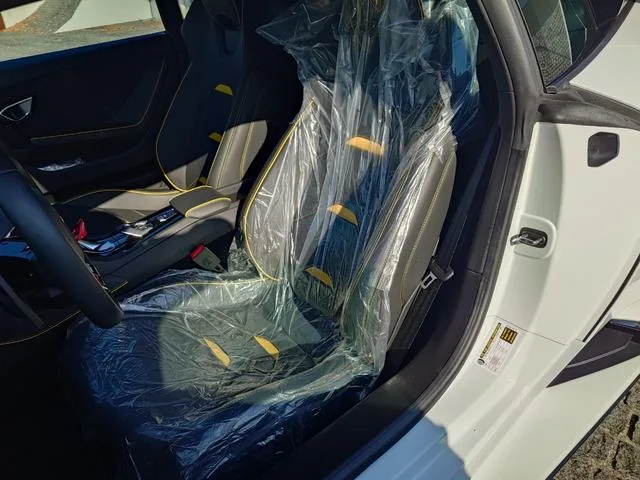 Lamborghini Huracan EVO RWD COUPE 2022 — миниатюра 4