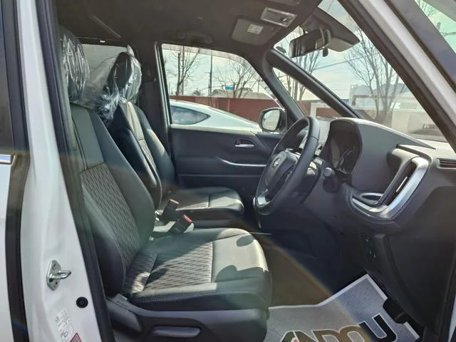 Toyota NOAH HYBRID S-Z 2024 — миниатюра 3