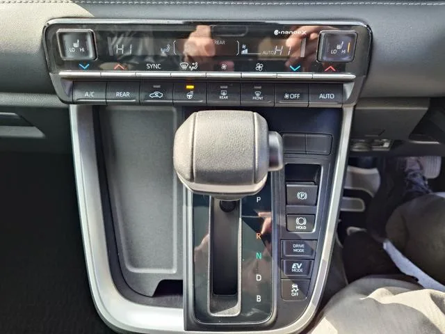 Toyota NOAH HYBRID S-Z 2024 — миниатюра 5