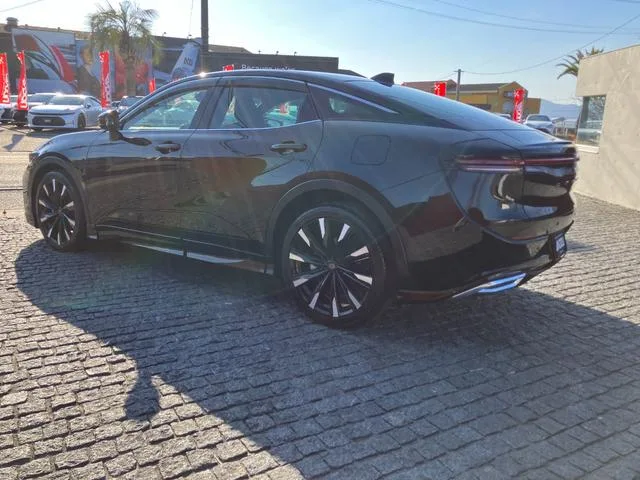 Toyota CROWN CROSSOVER RS ADVANCED 2023 — миниатюра 2