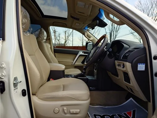 Toyota Land Cruiser Prado TZ-G 2024 — миниатюра 3