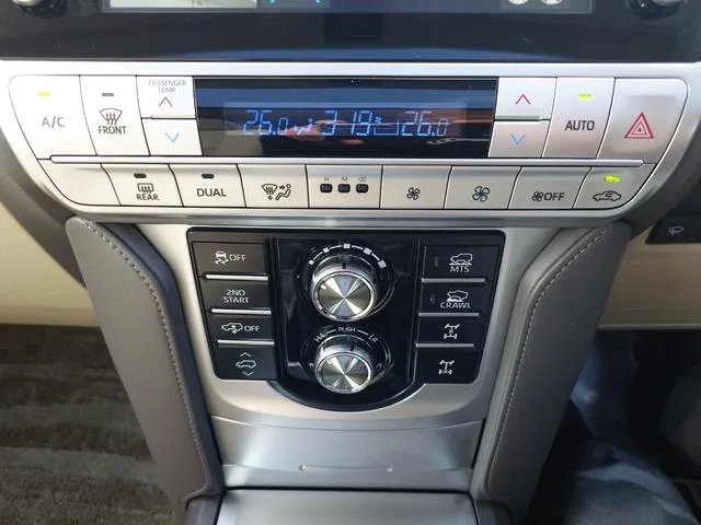 Toyota Land Cruiser Prado TZ-G 2024 — миниатюра 5