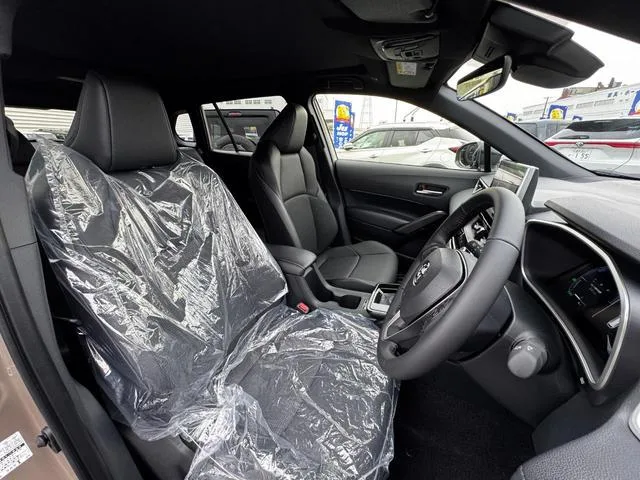 Toyota CorollaCross HYBRID Z 2026 — миниатюра 3