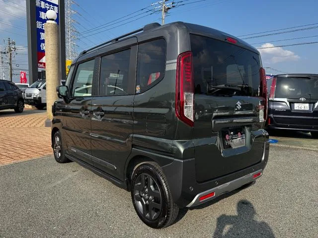 Suzuki SPACIA GEAR HYBRID XZ 2024 — миниатюра 2