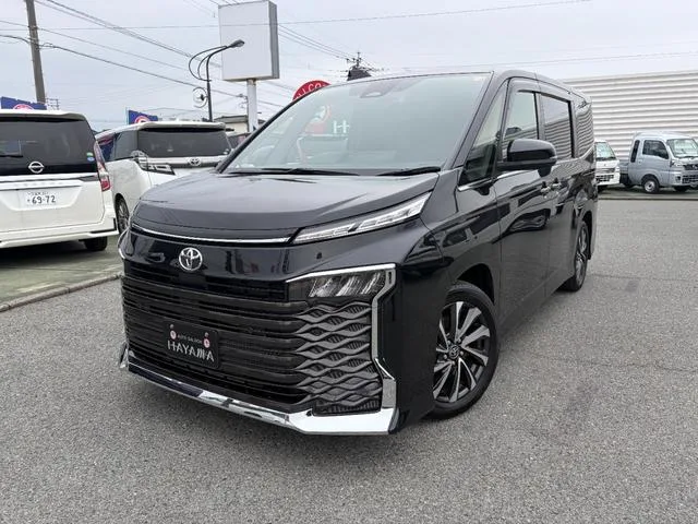 Toyota VOXY S-Z 2025 — фото 1, купить с доставкой в Москву