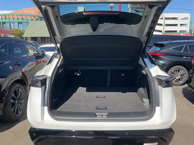 Nissan Ariya B6 LIMITED 2022 — миниатюра 5