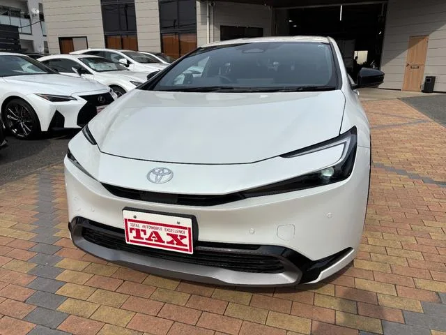 Toyota Prius Z 2024 — миниатюра 3