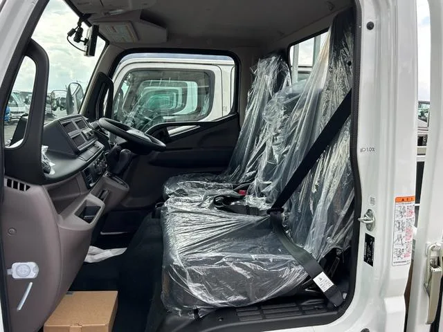 Mitsubishi Fuso CANTER 2025 — миниатюра 5