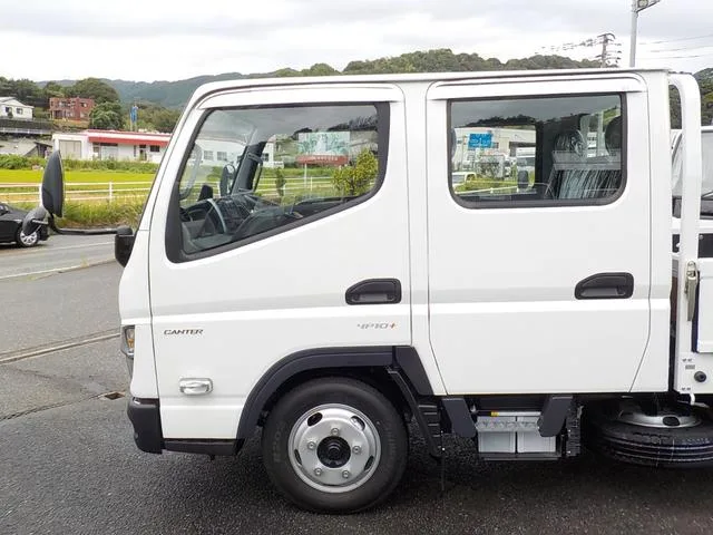 Mitsubishi Fuso CANTER 2025 — миниатюра 4