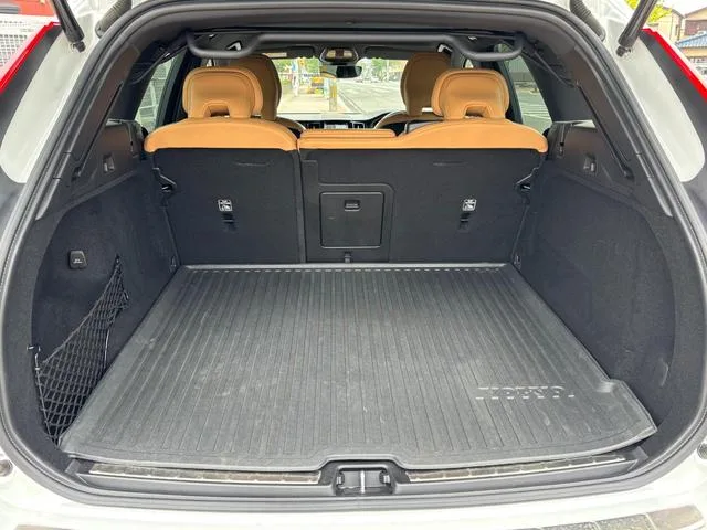 Volvo XC60 B5 AWD INSCRIPTION 2022 — миниатюра 5