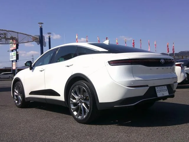 Toyota CROWN CROSSOVER G ADVANCED LEATHER PACKAGE 2023 — миниатюра 3