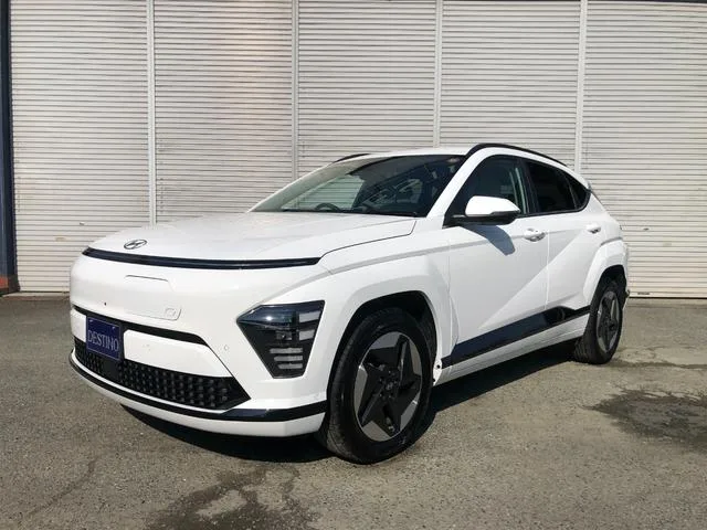 Hyundai Kona VOYAGE 2023 — фото 1, купить с доставкой в Москву