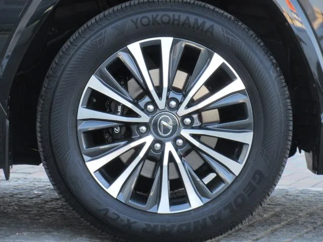 Lexus LX LX600 2023 — миниатюра 3