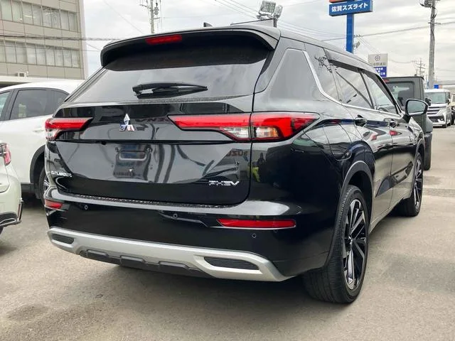Mitsubishi OUTLANDER PHEV P 2023 — миниатюра 4