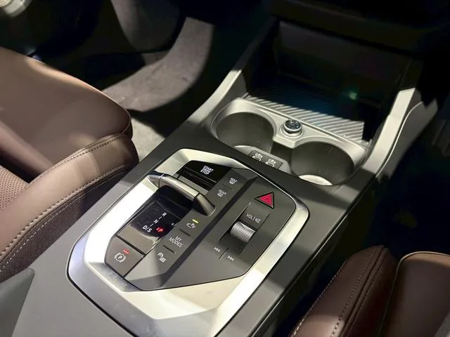 BMW 1 Series 120 M SPORT 2025 — миниатюра 3