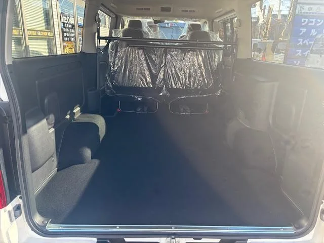 Nissan CARAVAN 2026 — миниатюра 3