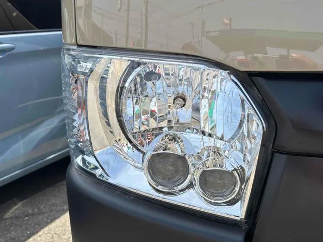Toyota HIACE VAN LONG SUPER GL 2024 — миниатюра 4